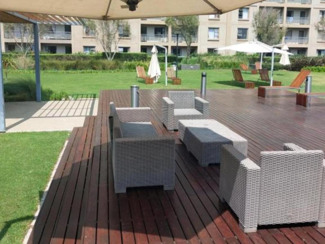 Emabheleni Executive Suites Westpoint Johannesburg Exterior photo